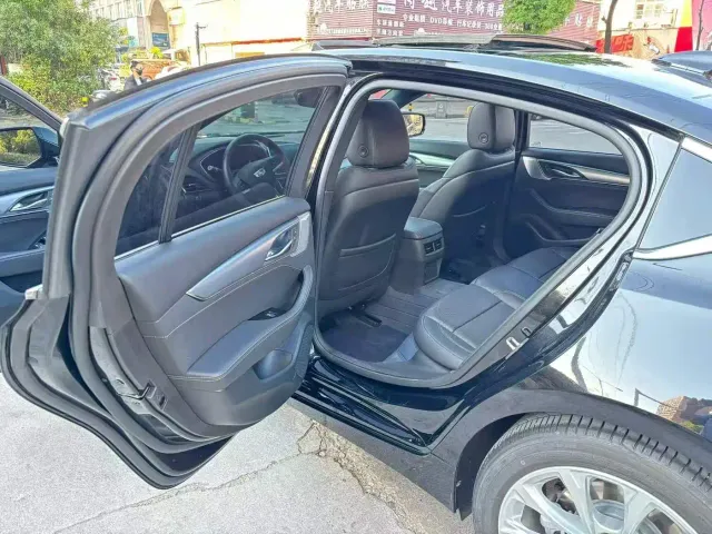 Cadillac CT5 — Фото автомобиля 8