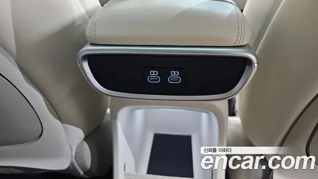 Genesis GV60 — Фото автомобиля 27