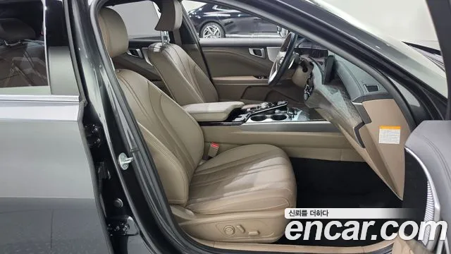 Kia K8 Hybrid — Фото автомобиля 16