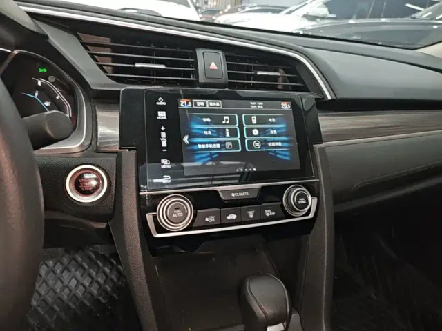 Honda Civic 2019 220TURBO CVT Jingdong Edition China VI — Фото автомобиля 12