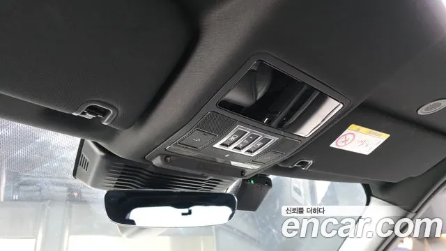 Land Rover Discovery — Фото автомобиля 17