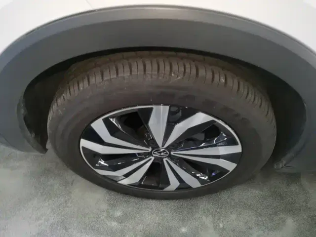 Volkswagen Tharu — Фото автомобиля 22