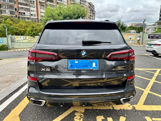 BMW X5 — Фото автомобиля 17