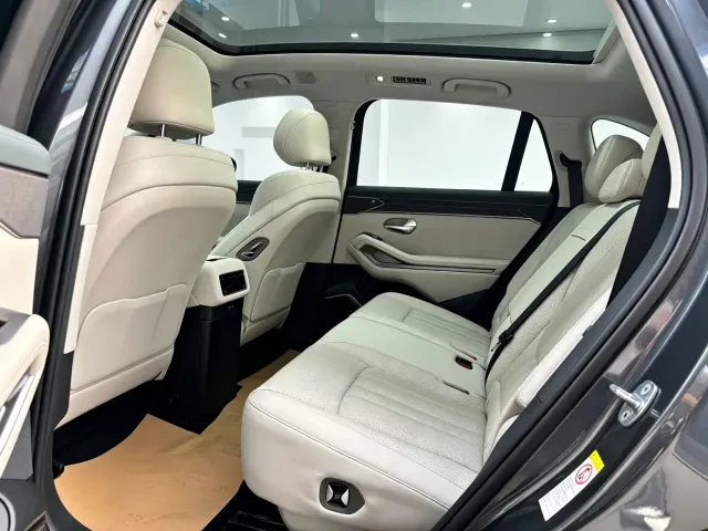 BYD Tang L — Фото автомобиля 5