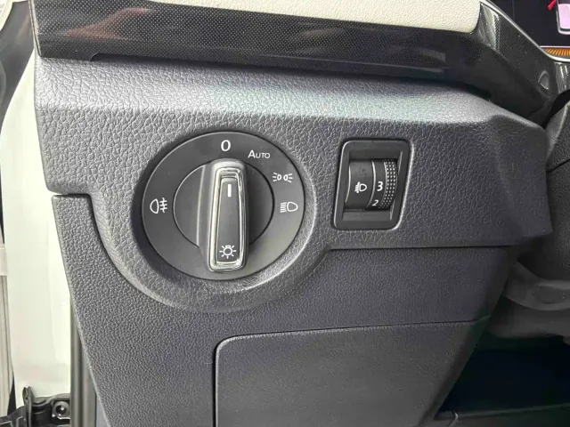 Volkswagen Tharu — Фото автомобиля 10
