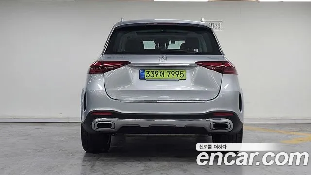Mercedes-Benz GLE-Class — Фото автомобиля 4