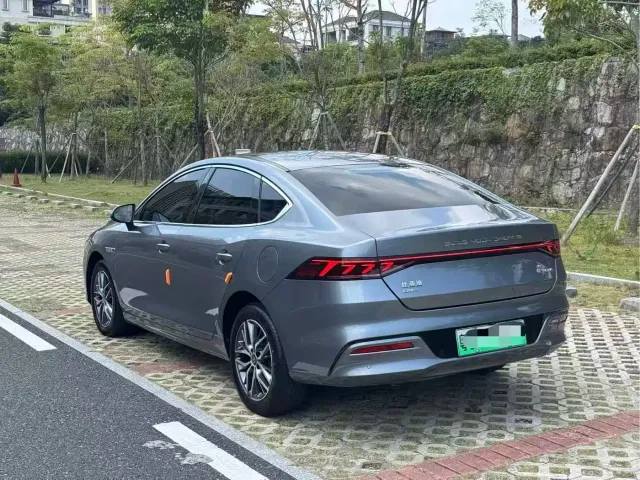 BYD Qin PLUS — Фото автомобиля 7