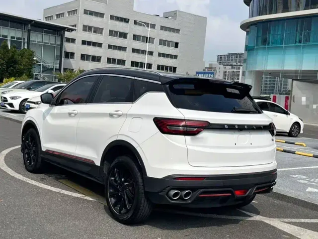 Geely Binyue — Фото автомобиля 4