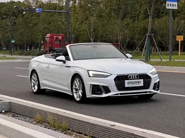 Audi Audi A5 (Import) 2023 Cabriolet 40 TFSI Fashion Dynamic Type — Фото автомобиля 3