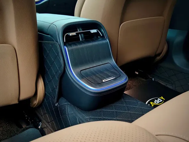 Mercedes-Benz E-Class — Фото автомобиля 25