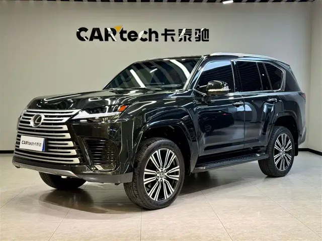 Фотография автомобиля — Lexus LX