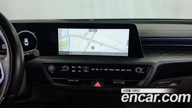 Kia K8 Hybrid — Фото автомобиля 20