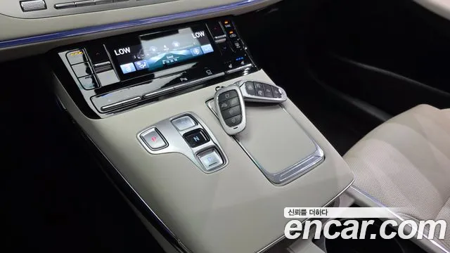 Hyundai Grandeur New — Фото автомобиля 12