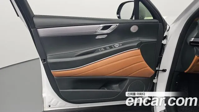 Genesis GV80 — Фото автомобиля 23