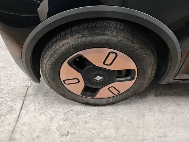Baojun KiWi EV — Фото автомобиля 22