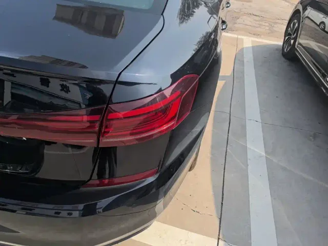 Volkswagen Passat — Фото автомобиля 7