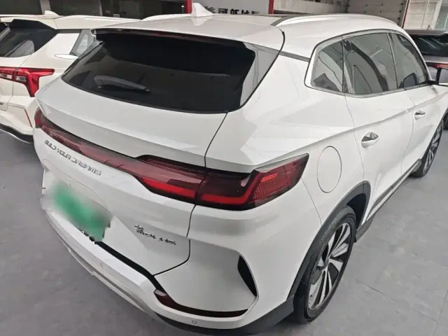 BYD Song PLUS — Фото автомобиля 6