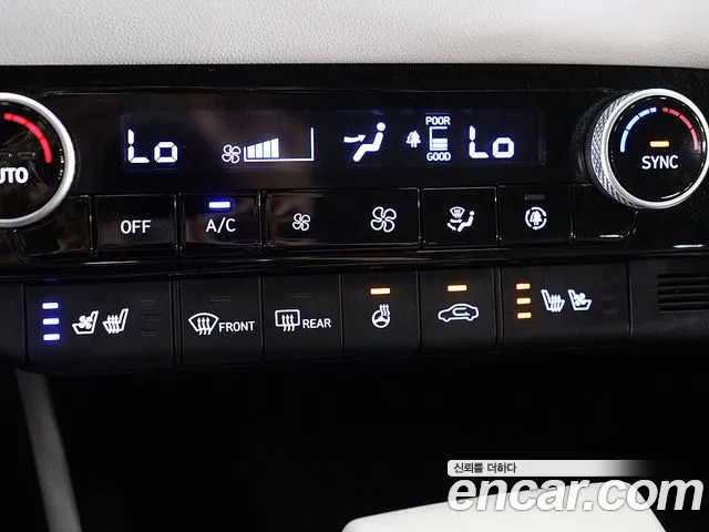 Hyundai Avante CN7 — Фото автомобиля 11