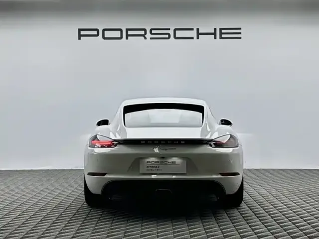 Porsche 718 — Фото автомобиля 5