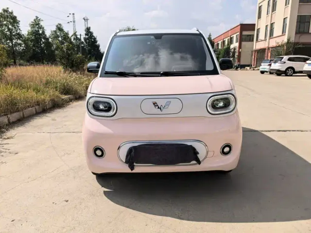Wuling Hongguang Mini EV — Фото автомобиля 7