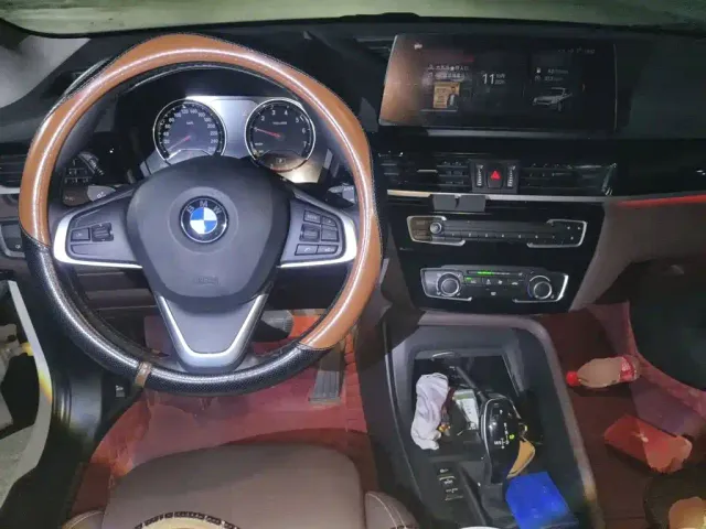 BMW X1 — Фото автомобиля 5