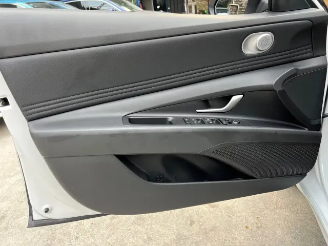 Hyundai Elantra — Фото автомобиля 7