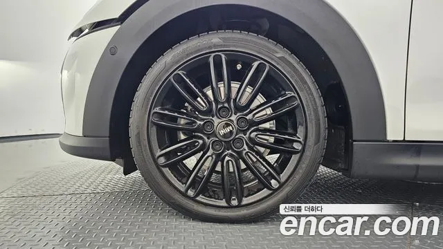 MINI Cooper — Фото автомобиля 5