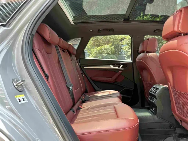 Audi Q5L — Фото автомобиля 20
