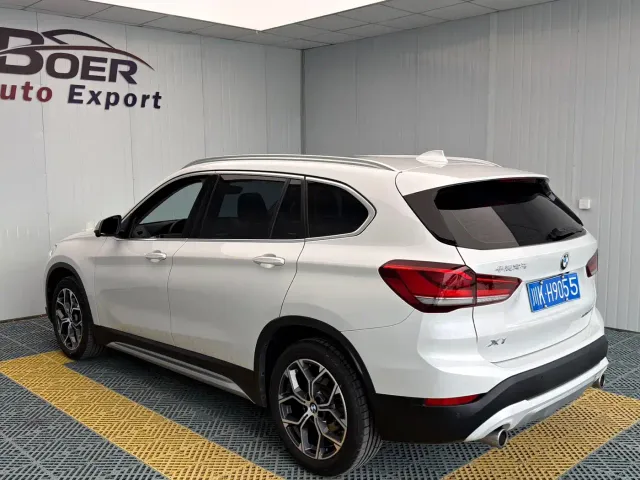 BMW X1 — Фото автомобиля 4