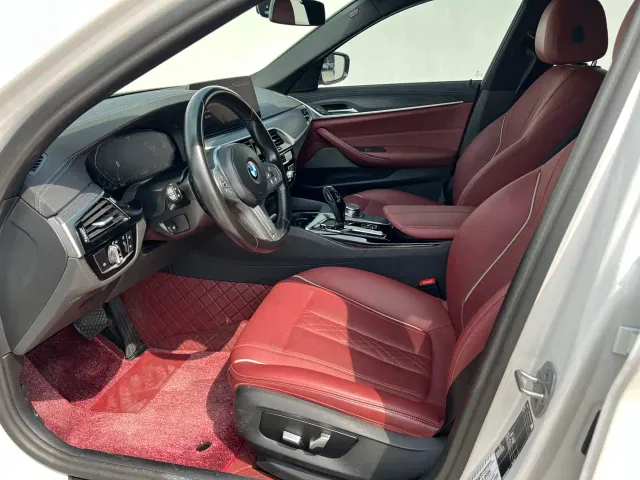 BMW 5 Series — Фото автомобиля 8
