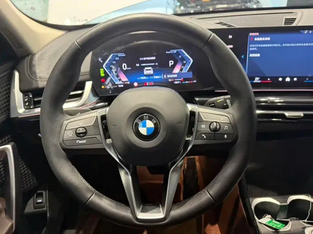 BMW X1 — Фото автомобиля 12