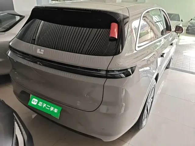 Li Auto L6 — Фото автомобиля 6