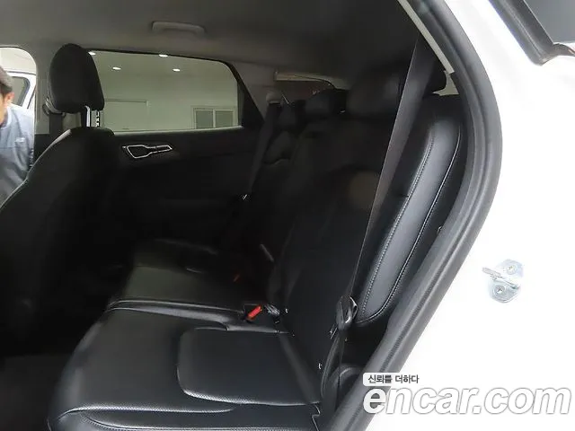 Kia Sportage Sportage 5-е поколение Бензин 1.6 турбо 2WD — Фото автомобиля 10