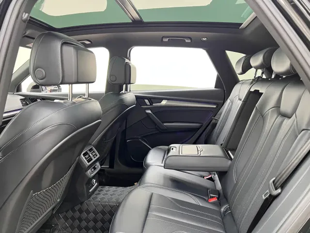 Audi Q5L — Фото автомобиля 18