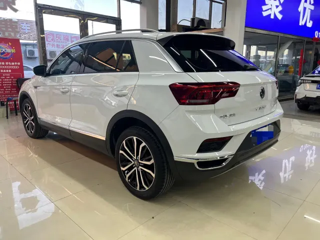 Volkswagen T-Roc — Фото автомобиля 5