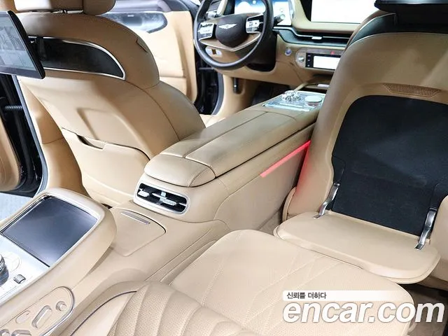Genesis G90 Бензин 3.5 турбо AWD — Фото автомобиля 12