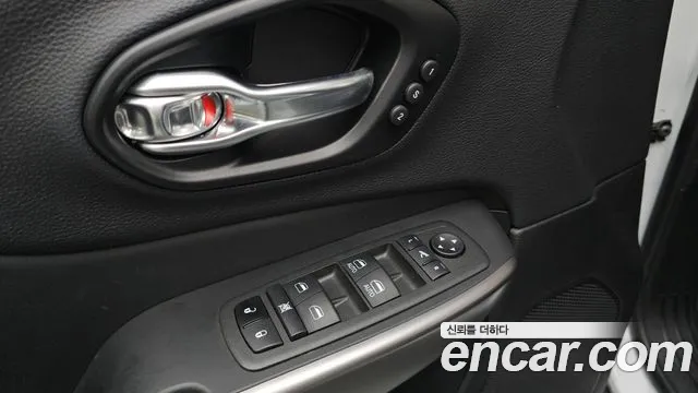 Jeep Cherokee KL — Фото автомобиля 19