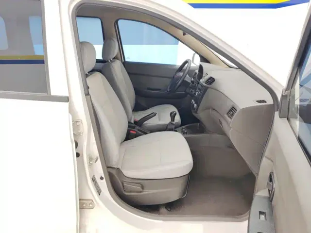 Wuling Hongguang — Фото автомобиля 8