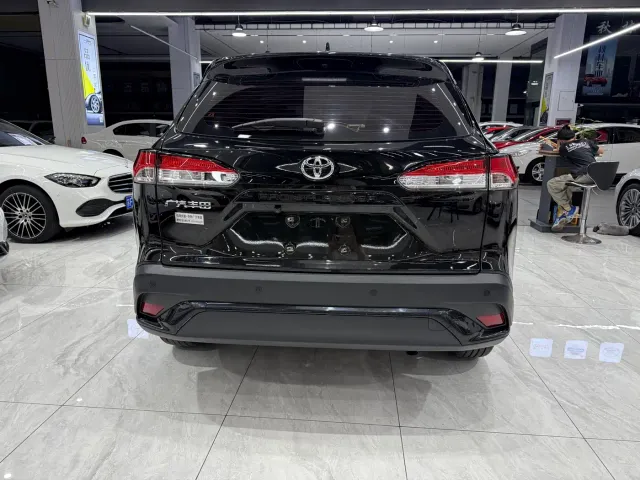 Toyota Frontlander — Фото автомобиля 9