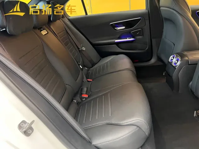 Mercedes-Benz C-Class — Фото автомобиля 22