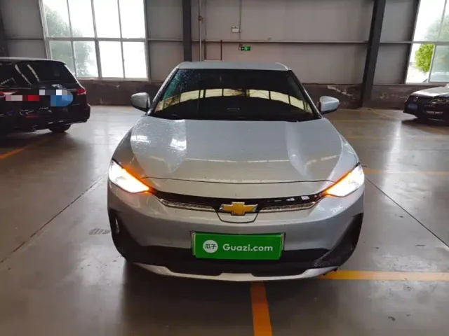 Chevrolet Menlo — Фото автомобиля 2