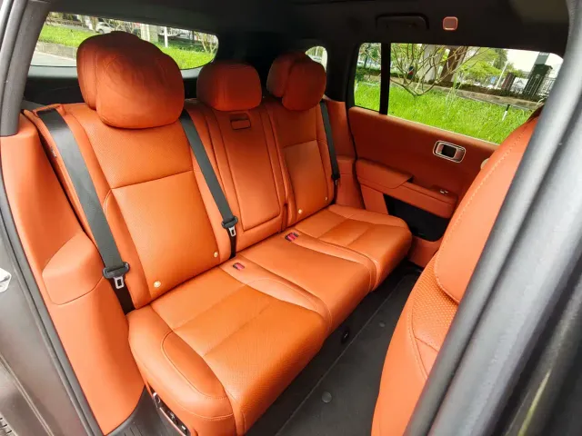 Li Auto L7 — Фото автомобиля 14