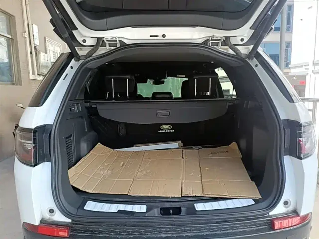 Land Rover Discovery Sport — Фото автомобиля 18