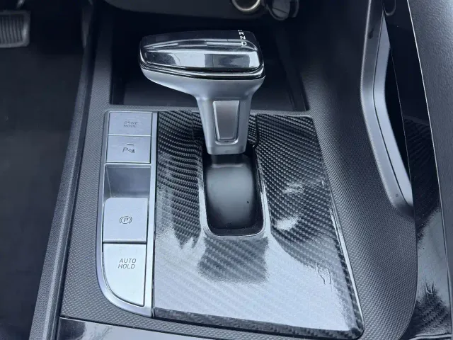 Hyundai Elantra — Фото автомобиля 20