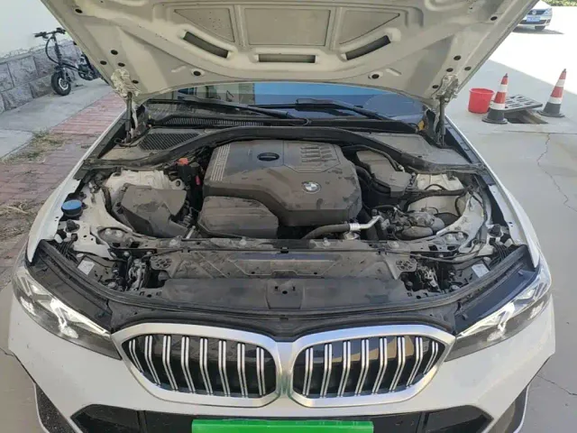 BMW 3 Series — Фото автомобиля 19