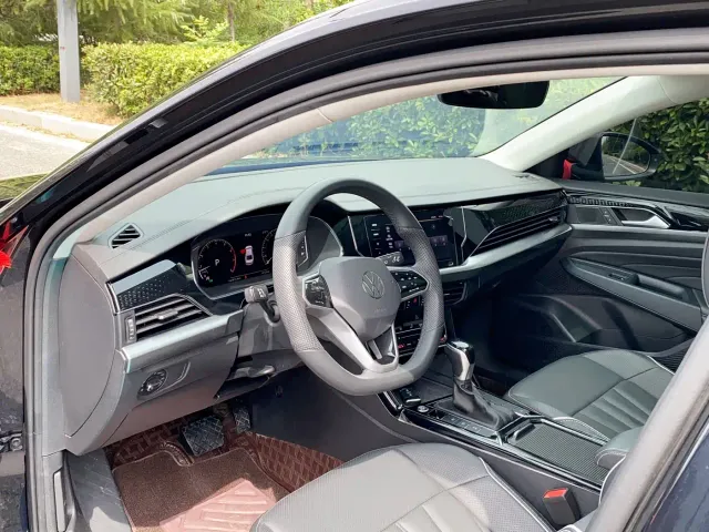 Volkswagen Passat — Фото автомобиля 9