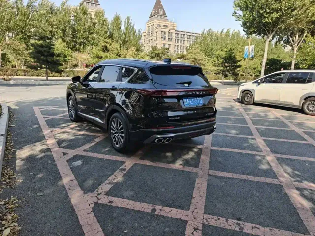 Jetour X70 Plus — Фото автомобиля 7