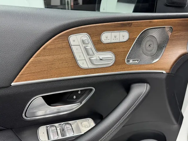 Mercedes-Benz Mercedes-Benz GLS 2021 GLS 450 4MATIC Luxury — Фото автомобиля 16