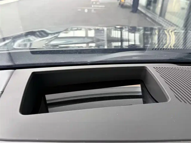BMW 5 Series — Фото автомобиля 9