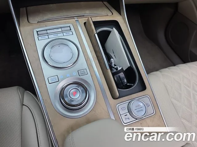 Genesis GV80 — Фото автомобиля 12